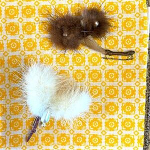 Vintage 1950s Brooch Mink Fur Tail Pin Real Fur Brooches LEATHER Costume Jewelry